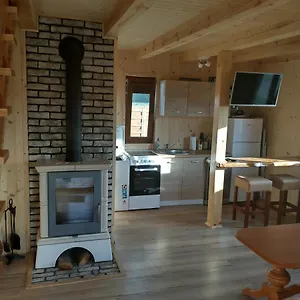 Na Wyspie Sobieszewskiej Domek alpejski
